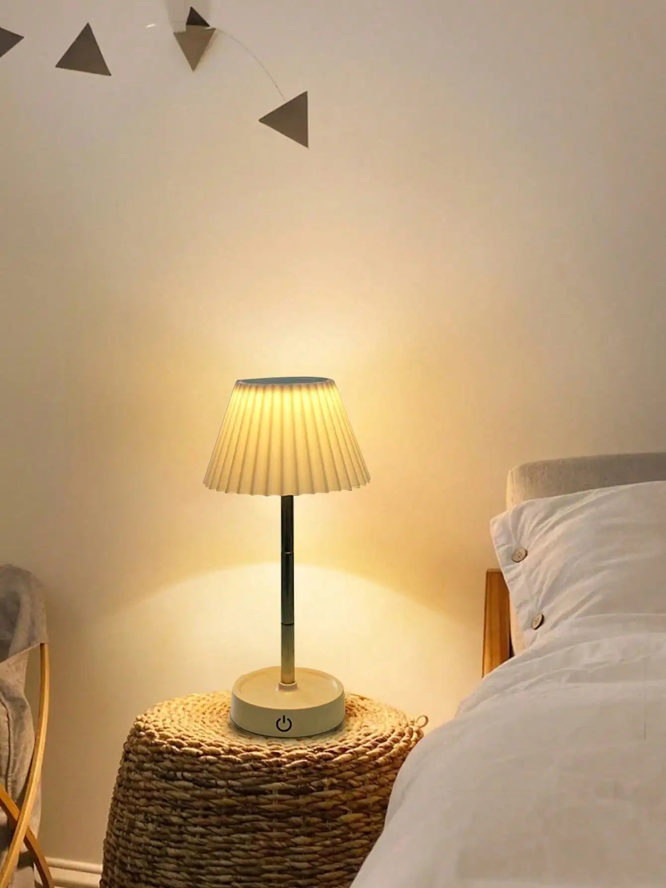 1pc Small Table Lamp: